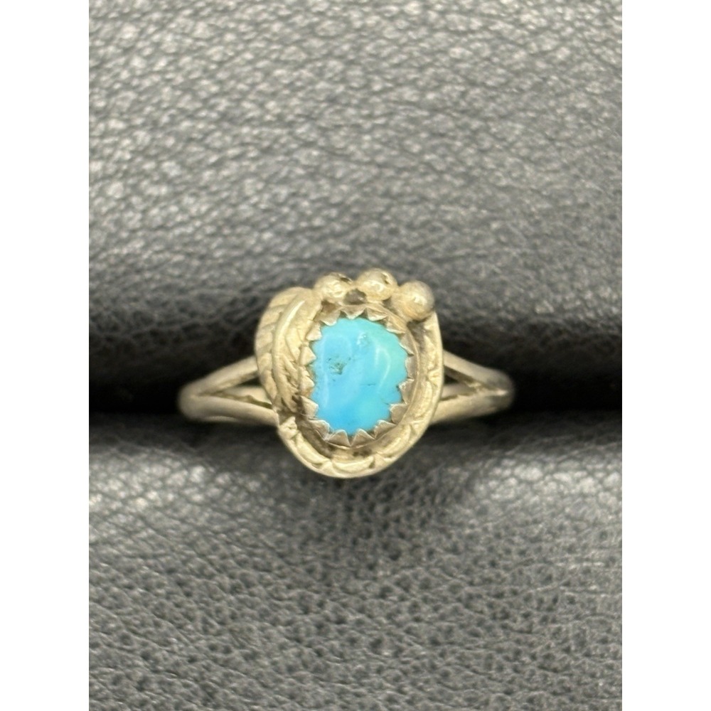 Vintage Native American Sterling Silver Turquoise Ring Size 5.25 D20